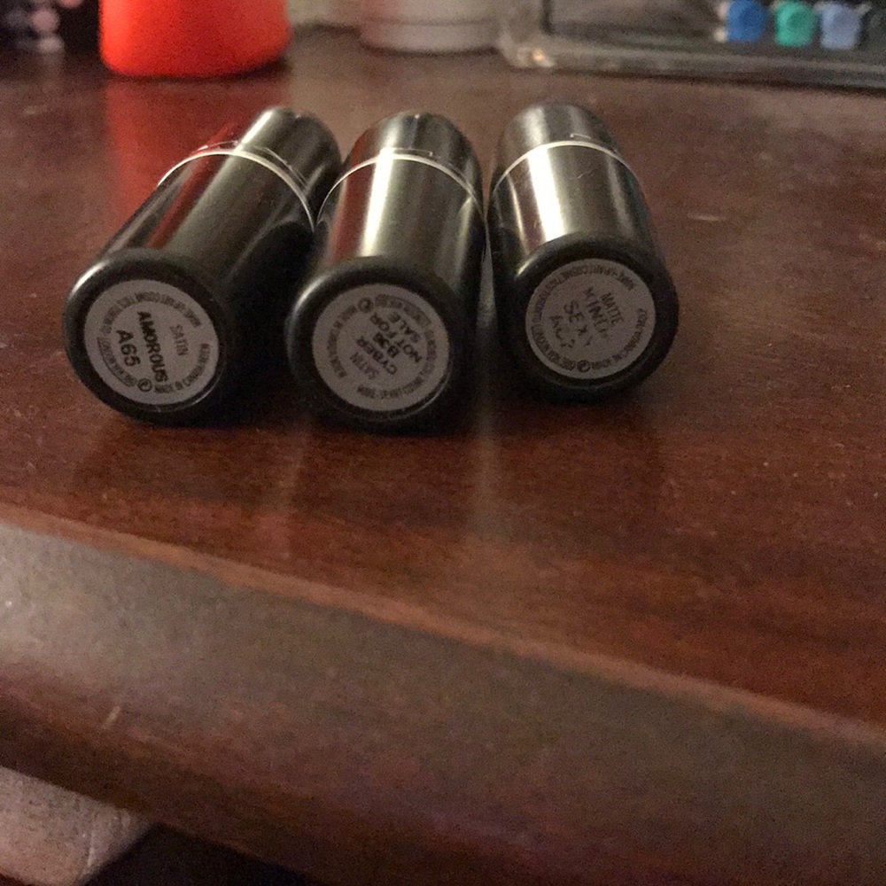 Mac lipstick bundle